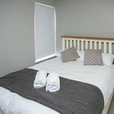 Amazing 3 Bedroom Home, Prime Bt1 Postcode And City Centre Location Belfast Luaran gambar