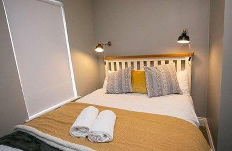 Amazing 3 Bedroom Home, Prime Bt1 Postcode And City Centre Location Belfast Luaran gambar